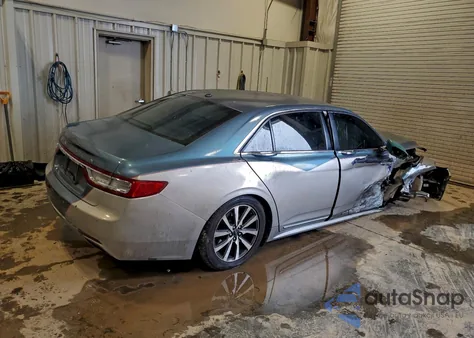 2017 Lincoln Continental Premiere z USA, uszkodzony, nr VIN 1LN6L9VKXH5606738